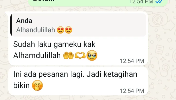 Testimoni pengguna KniaWorld Prompt Generator